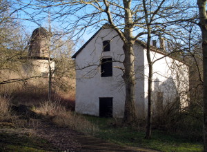 Smedjan och kvarnen fr norr